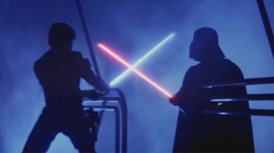 Eşti fan Star Wars? Clipul care spune istoria sabiei laser