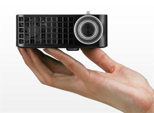 Dell a lansat un proiector ultra mobil