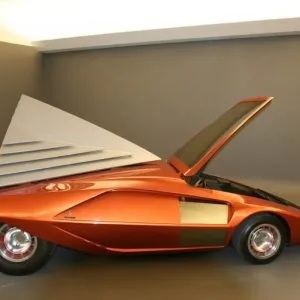 Bertone lanseaza conceptul — Imagine 3