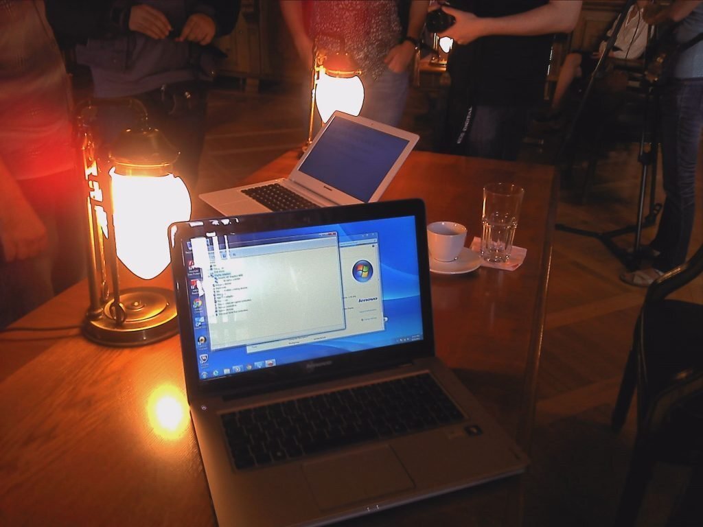 Performanta in stil chinezesc. Cum se misca ultrabook-urile Lenovo U310 si U410 (VIDEO)