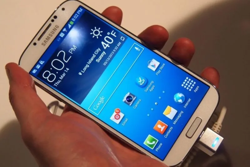 Galaxy S4 versus