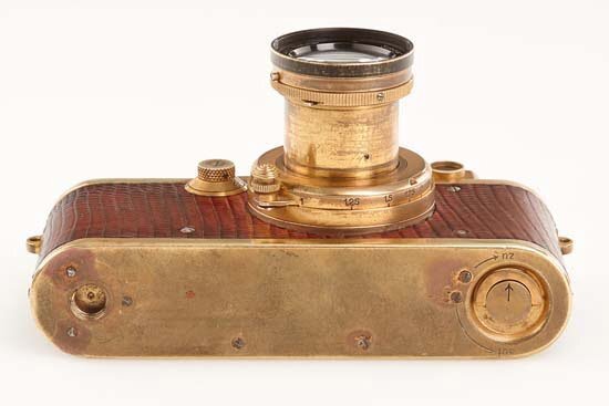 Gold-Plated-Luxus-1931-Leica-Camera-5
