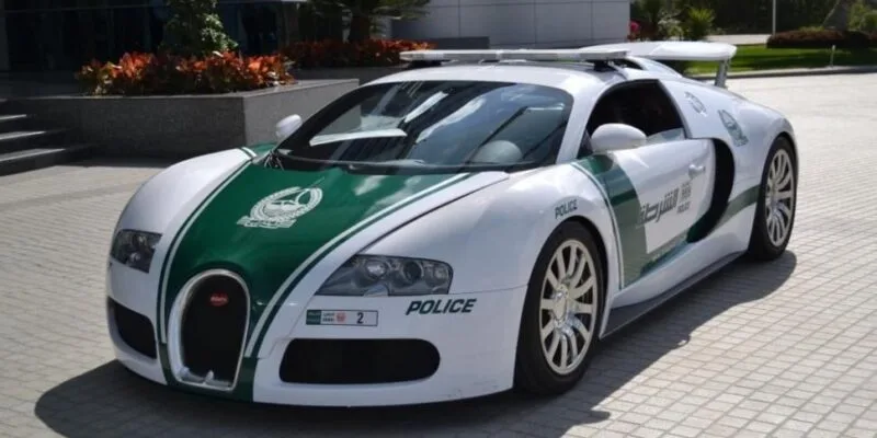 Bugatti Vyron masina de politie