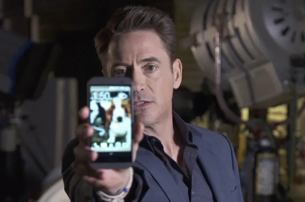 Robert Downey Jr. face cea mai proasta reclama la HTC One M8