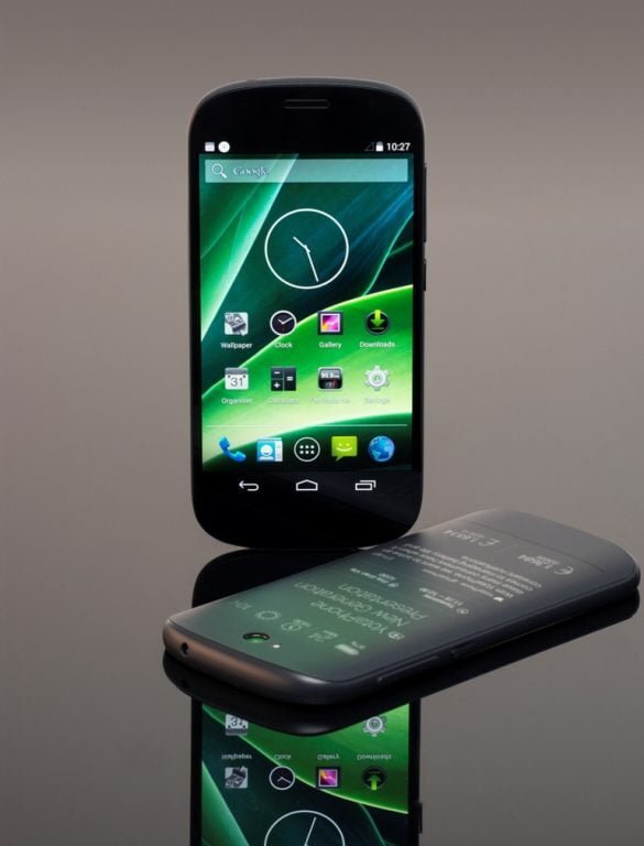 YotaPhone 2 (3)