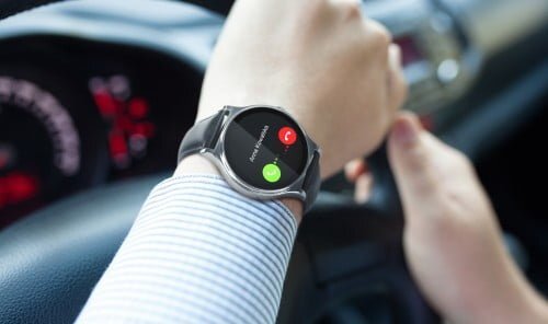 Krüger&Matz Style, un smartwatch ieftin, cu un look clasic, interesant