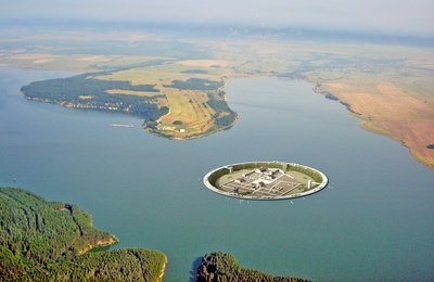 seuthopolis 2 gadgereport.ro