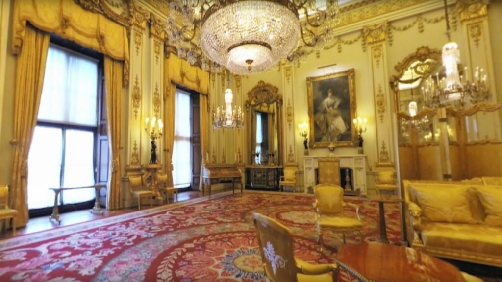 Fascinant! Vizitează Palatul Buckingham cu telefonul, în 360 grade!