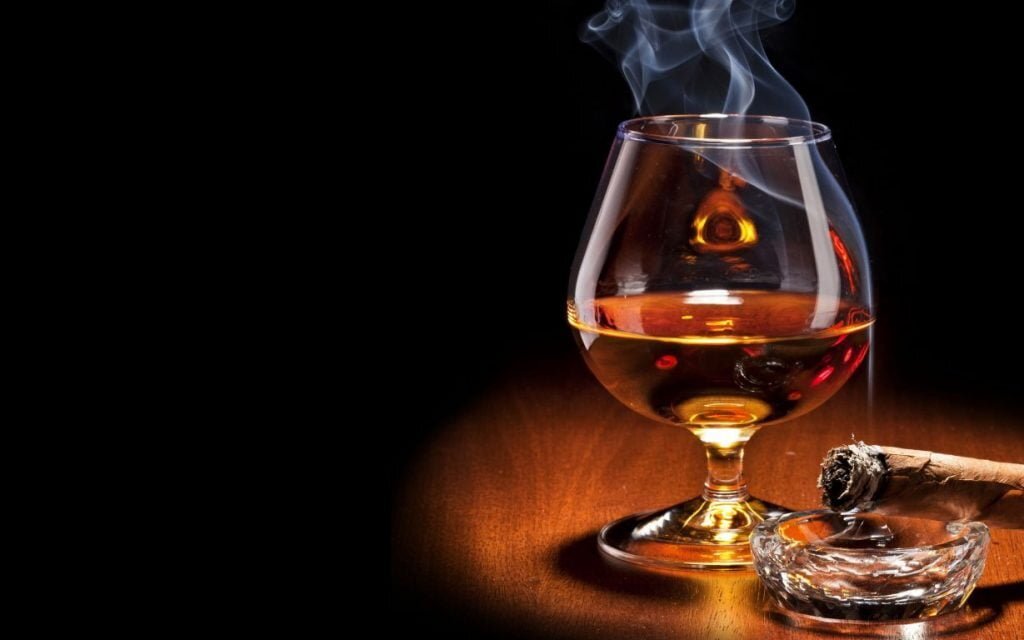 De la VS, la VSOP şi XO. Tu ştii să savurezi un cognac?