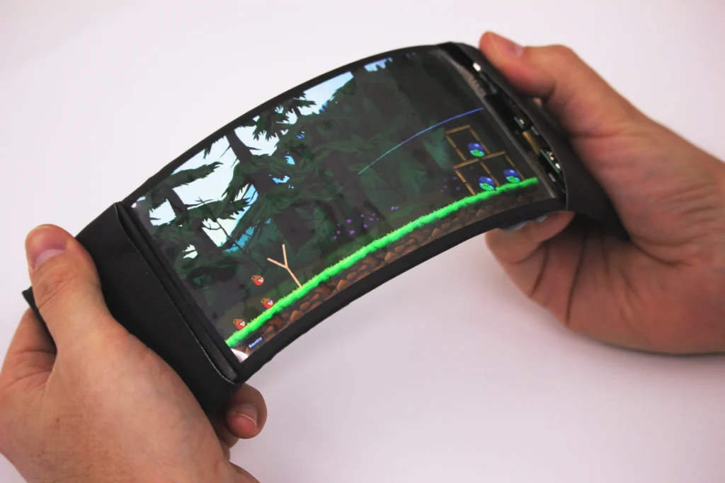 reflex display flexibil gadgetreport.ro