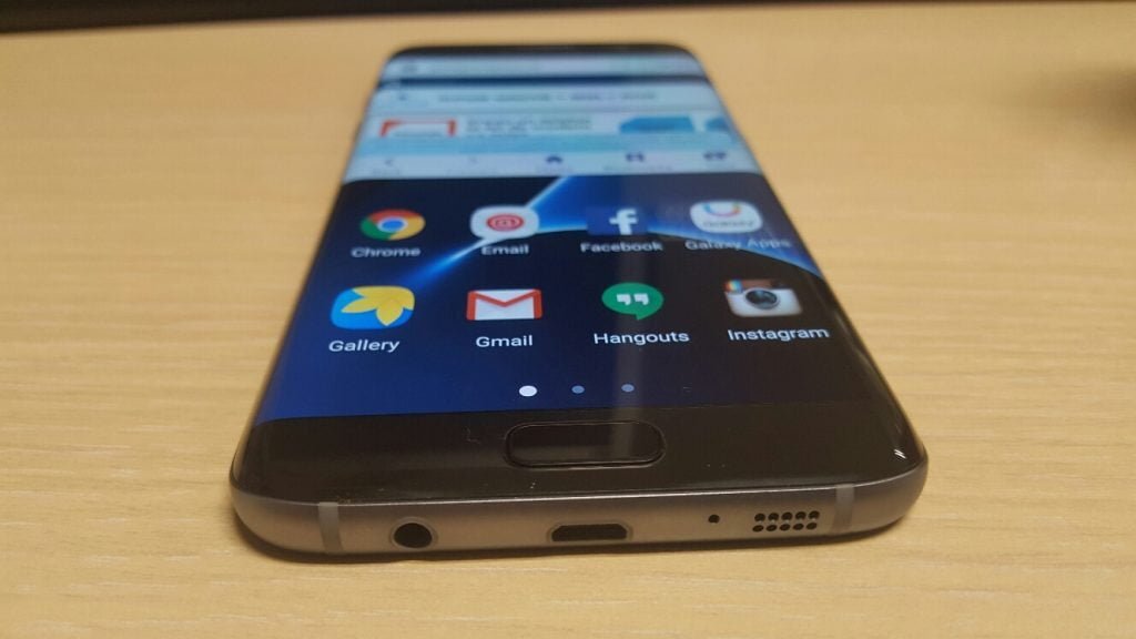 Unboxing Galaxy S7 Edge. Primele impresii despre noul smartphone