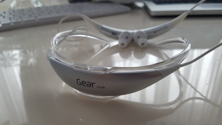 Samsung Gear Circle — Imagine 2 20160426_161346