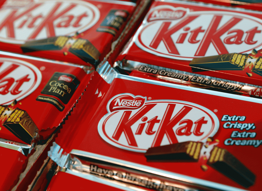 Inovaţie tehnologică! Nestle vrea să reducă zahărul din ciocolată cu 40%