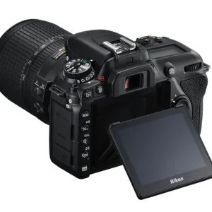 Nikon D7500 gadgetreport