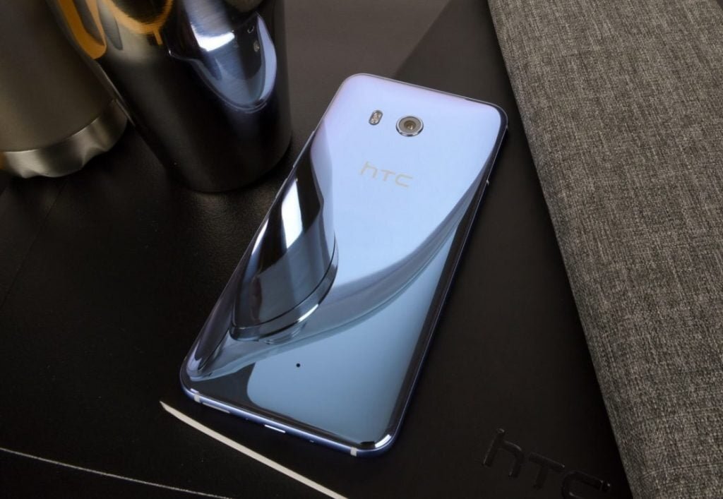 HTC U11 Lifestyle 12