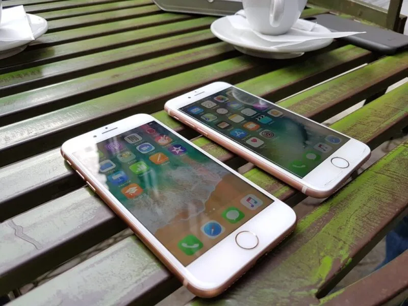 iPhone 8