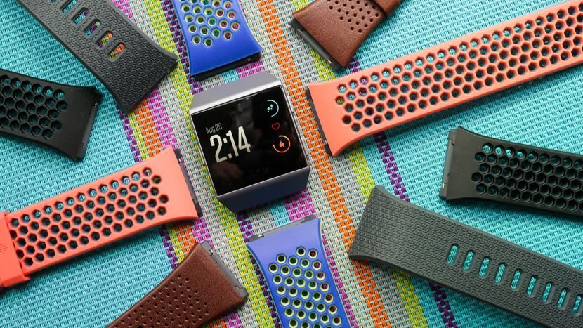 Google cumpără Fitbit pentru 2,1 mld.dolari. Vom avea ceasuri și brățări Google