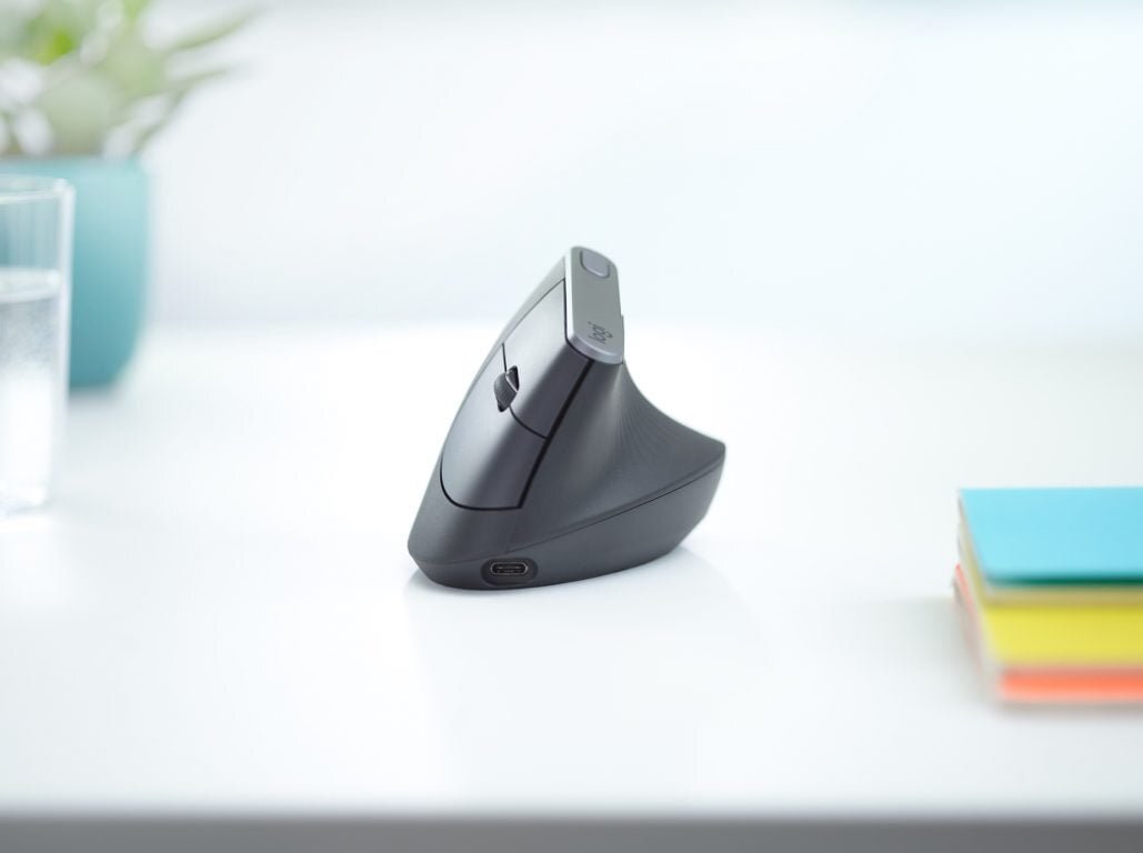 Logitech_MX Vertical_2