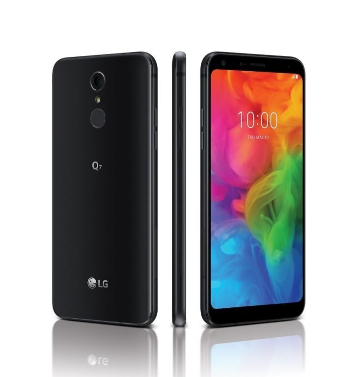 LG Q7 01