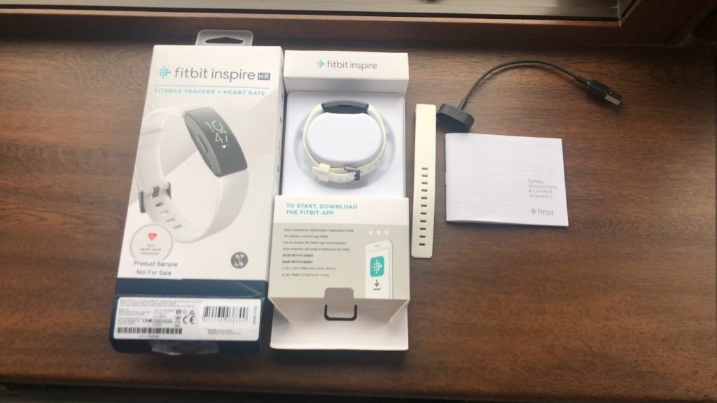 Fitbit Inspire — Imagine 4 Review GadgetReport.ro: Fitbit Inspire HR, o brățară optimă, cu un design elegant și funcții interesante