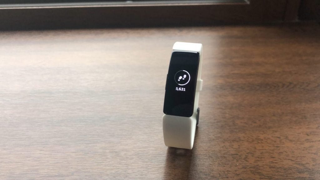 Fitbit Inspire — Imagine 7 Review GadgetReport.ro: Fitbit Inspire HR, o brățară optimă, cu un design elegant și funcții interesante