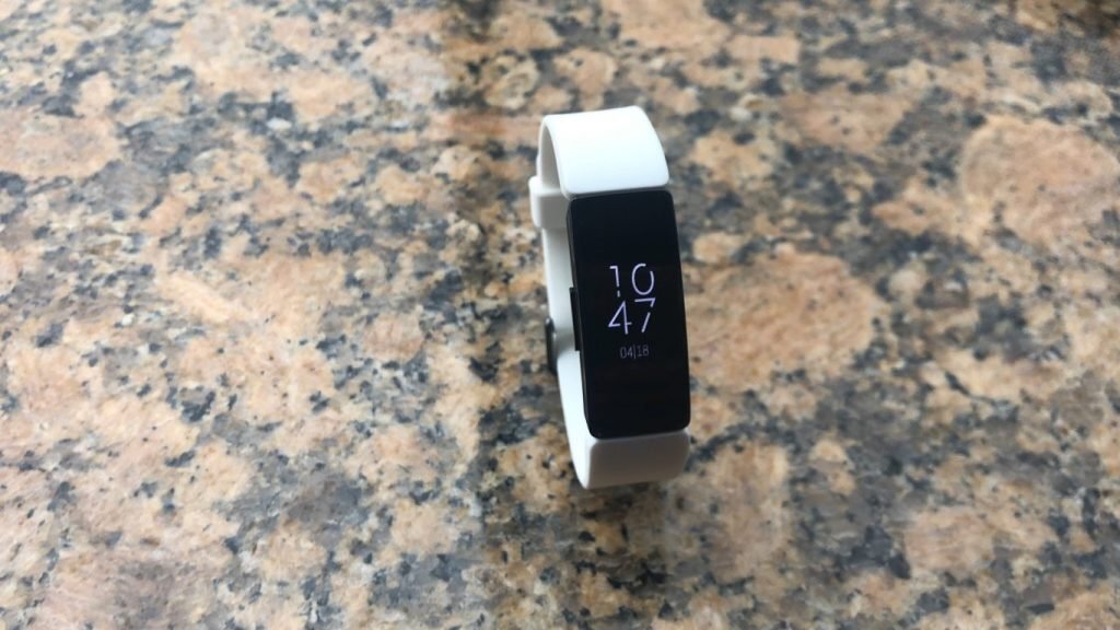 Fitbit Inspire — Imagine 6 Review GadgetReport.ro: Fitbit Inspire HR, o brățară optimă, cu un design elegant și funcții interesante