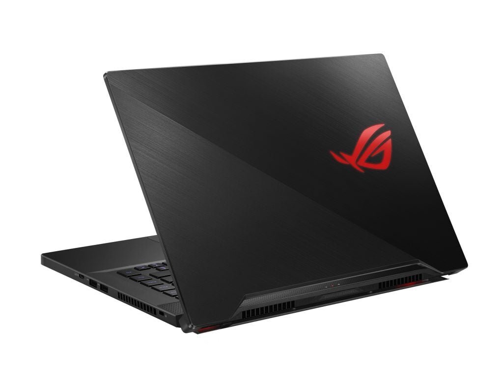 ASUS Republic of Gamers participă la East European Comic Con 2019