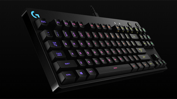 Astro A50 — Imagine 5 Căștile Astro A50, tastatura Logitech-G Pro și mouse-ul G 502 LightSpeed. Primele impresii
