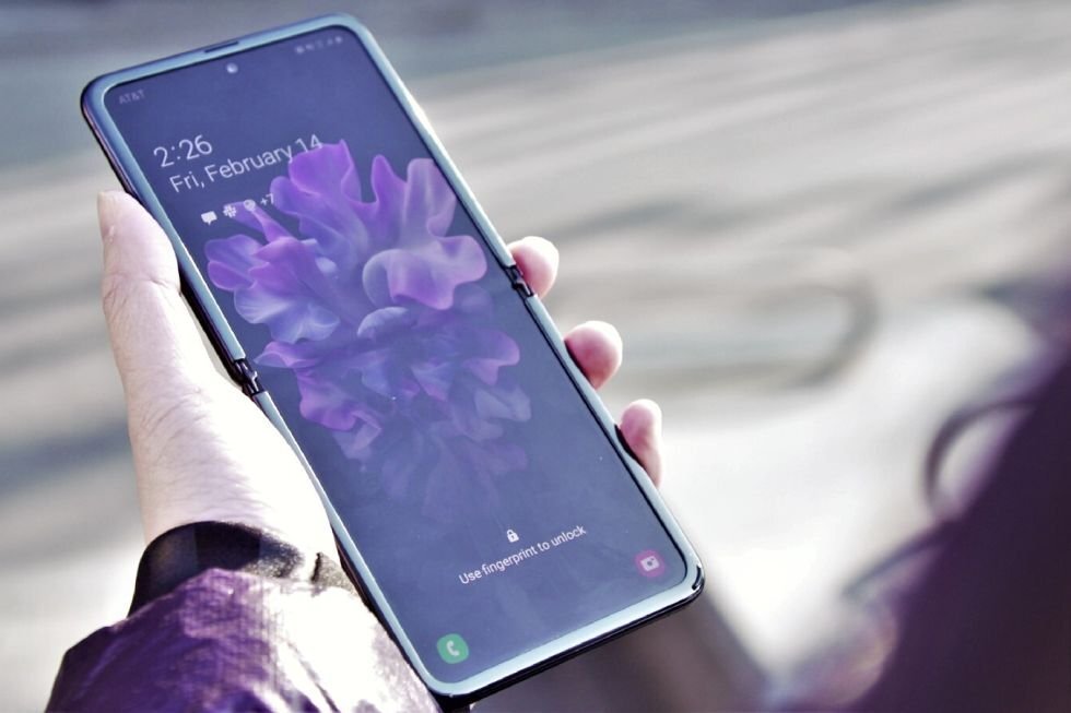 Galaxy Z Flip — Imagine 2 Galaxy z flip gadgetreport.ro 123