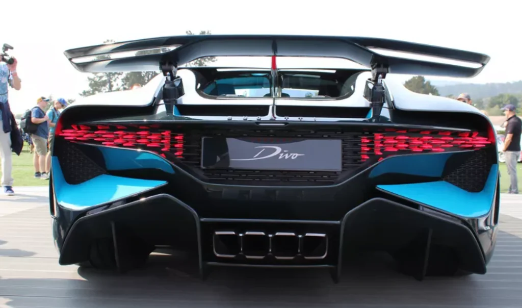 Bugatti Divo 1