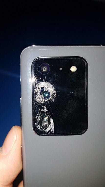 Galaxy S20 Ultra — Imagine 3 Cz7nniL scaled 1
