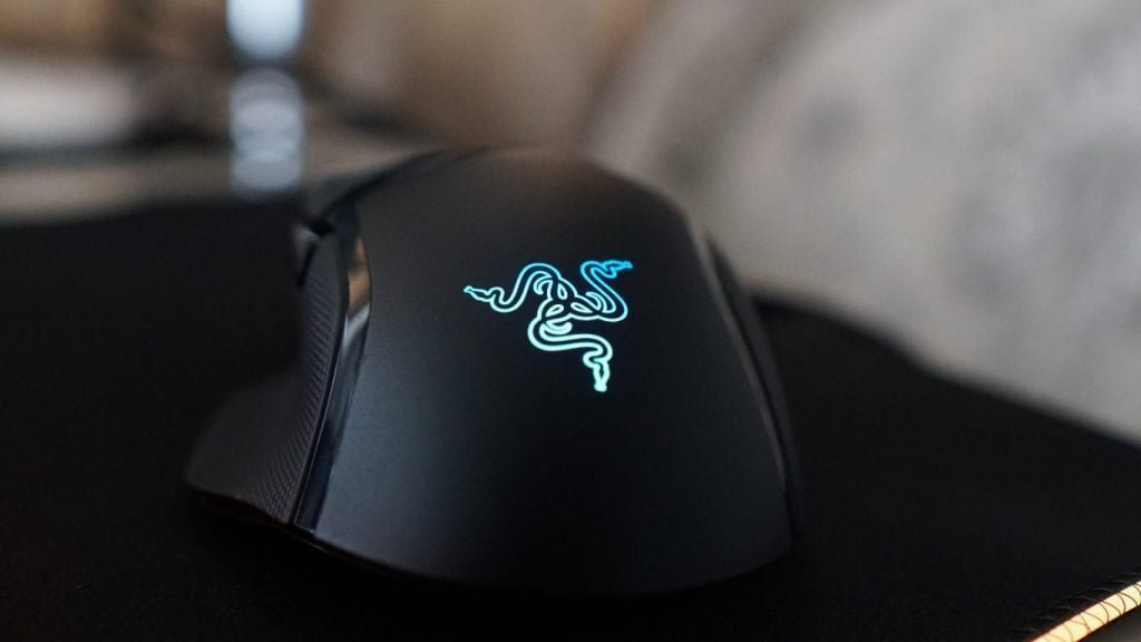 Review setup de office & gaming de la Razer. Mouse, tastatură, mousepad și căști excelente