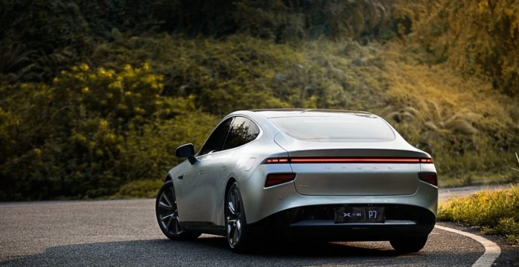 Xpeng P7. Chinezii au lansat un rival spectaculos pentru Tesla Model 3