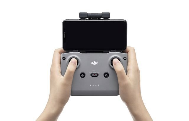 Drona dji mavic air 2 telecomanda