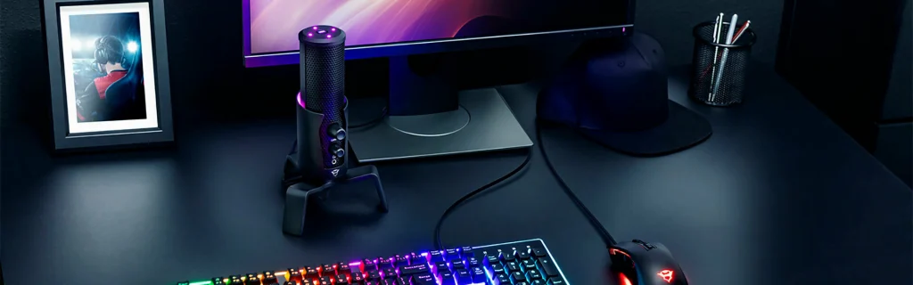 Trust GXT 258 Fyru. Un microfon 4-in-1, excelent pentru chat, vloguri și înregistrări audio de calitate