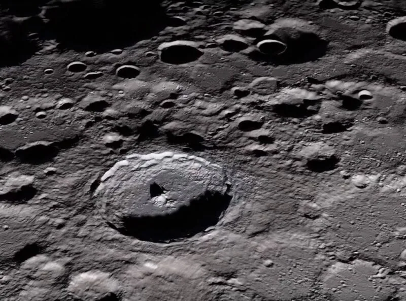 Misterul protoplanetei Theia