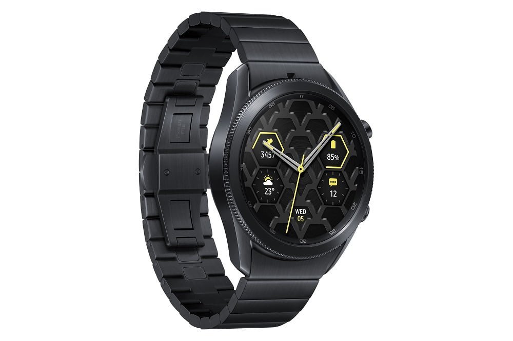 Samsung Galaxy — Imagine 3 Galaxy Watch3 Titanium L Perspective