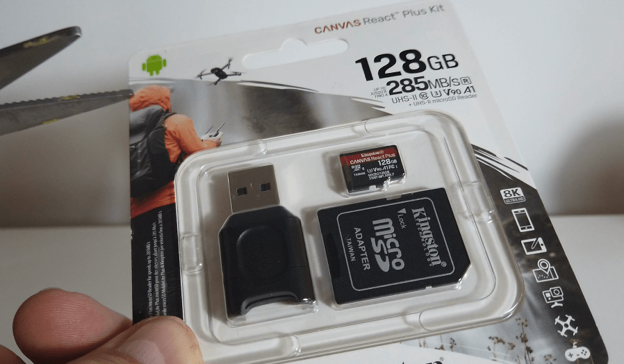 Vrei un card pentru telefon sau aparatul foto? Review Kingston Canvas React Plus Kit