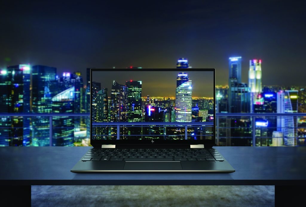 HP Spectre x360 13 PoseidonBlue bezel shot
