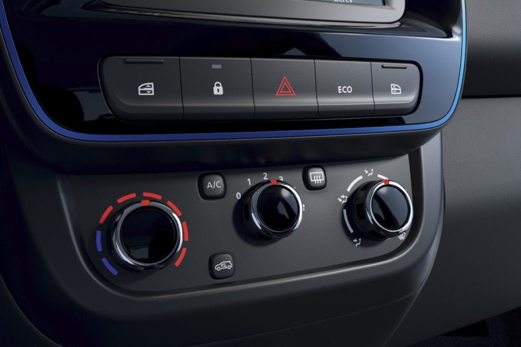 Dacia Spring — Imagine 8