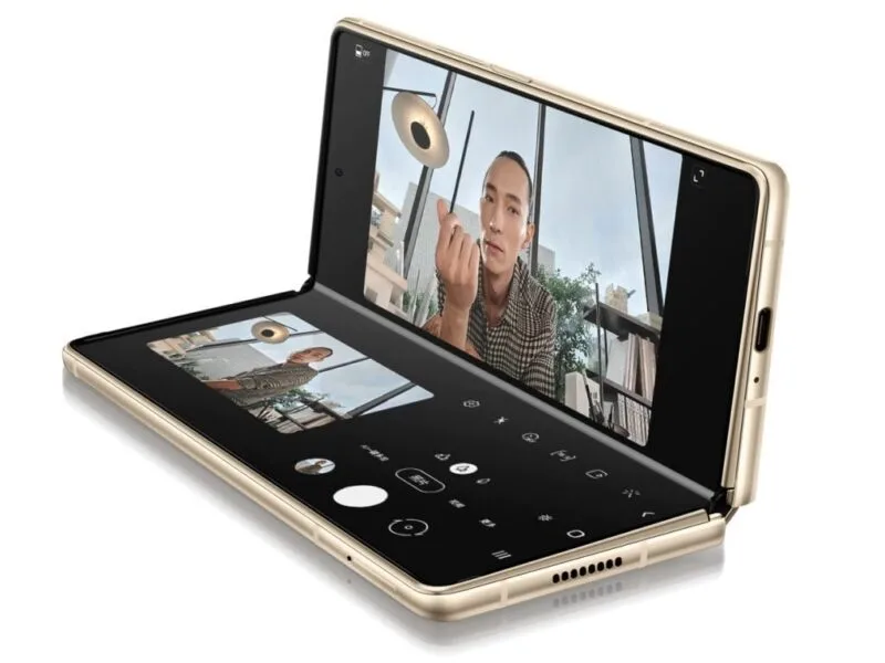 Galaxy W21