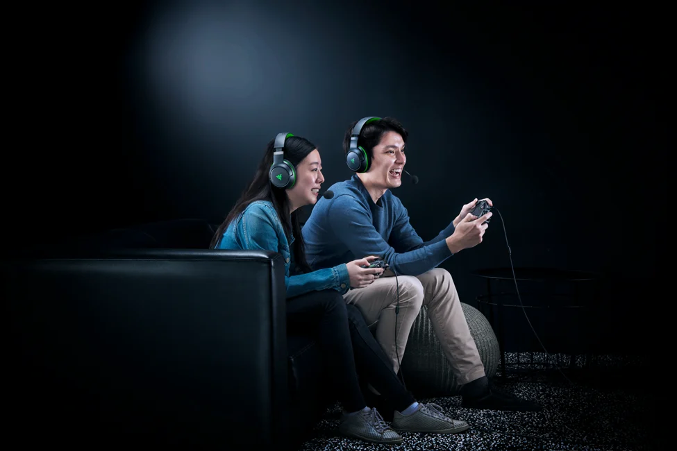 RAZER anunță KAIRA PRO, căștile pentru Xbox și cloud gaming