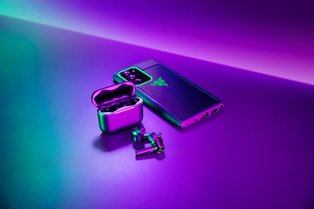 Razer Hammerhead True Wireless Pro, o nouă generație de căști intraauriculare