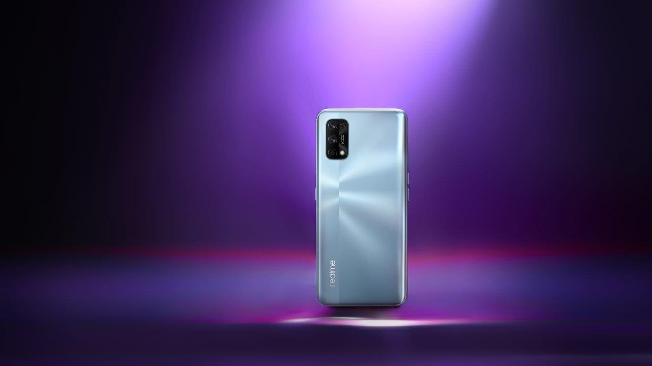 realme 7 Pro — Imagine 2 Telefonul realme 7 Pro, la un preț special de 1.199,99 lei