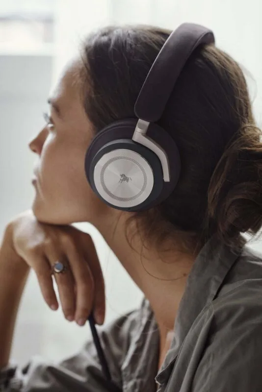 Bang & Olufsen Beoplay HX