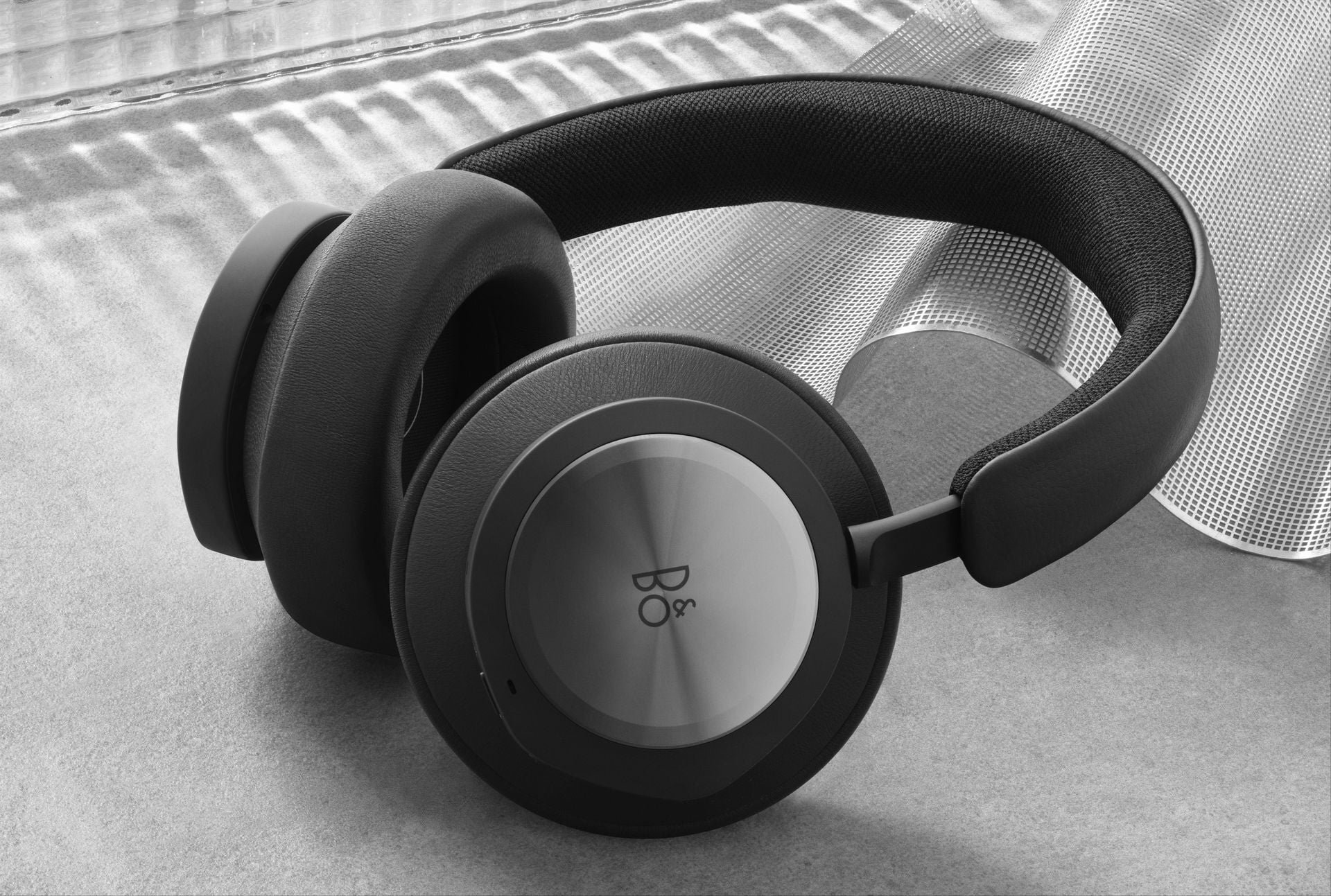 Beoplay Portal — Imagine 4