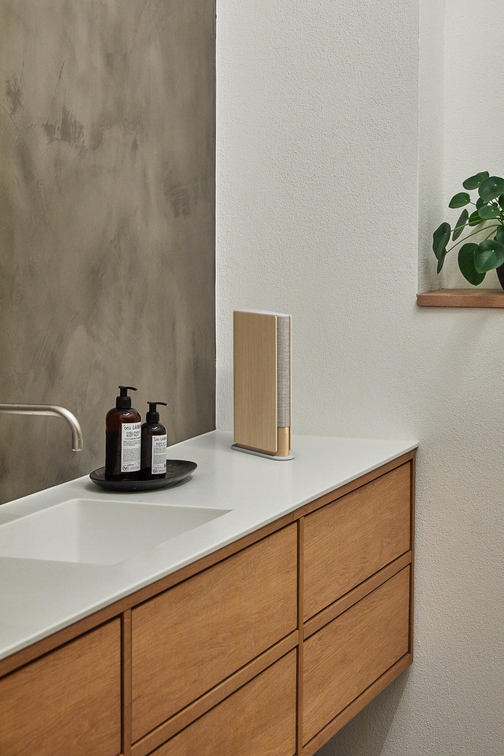 Beosound Emerge — Imagine 6