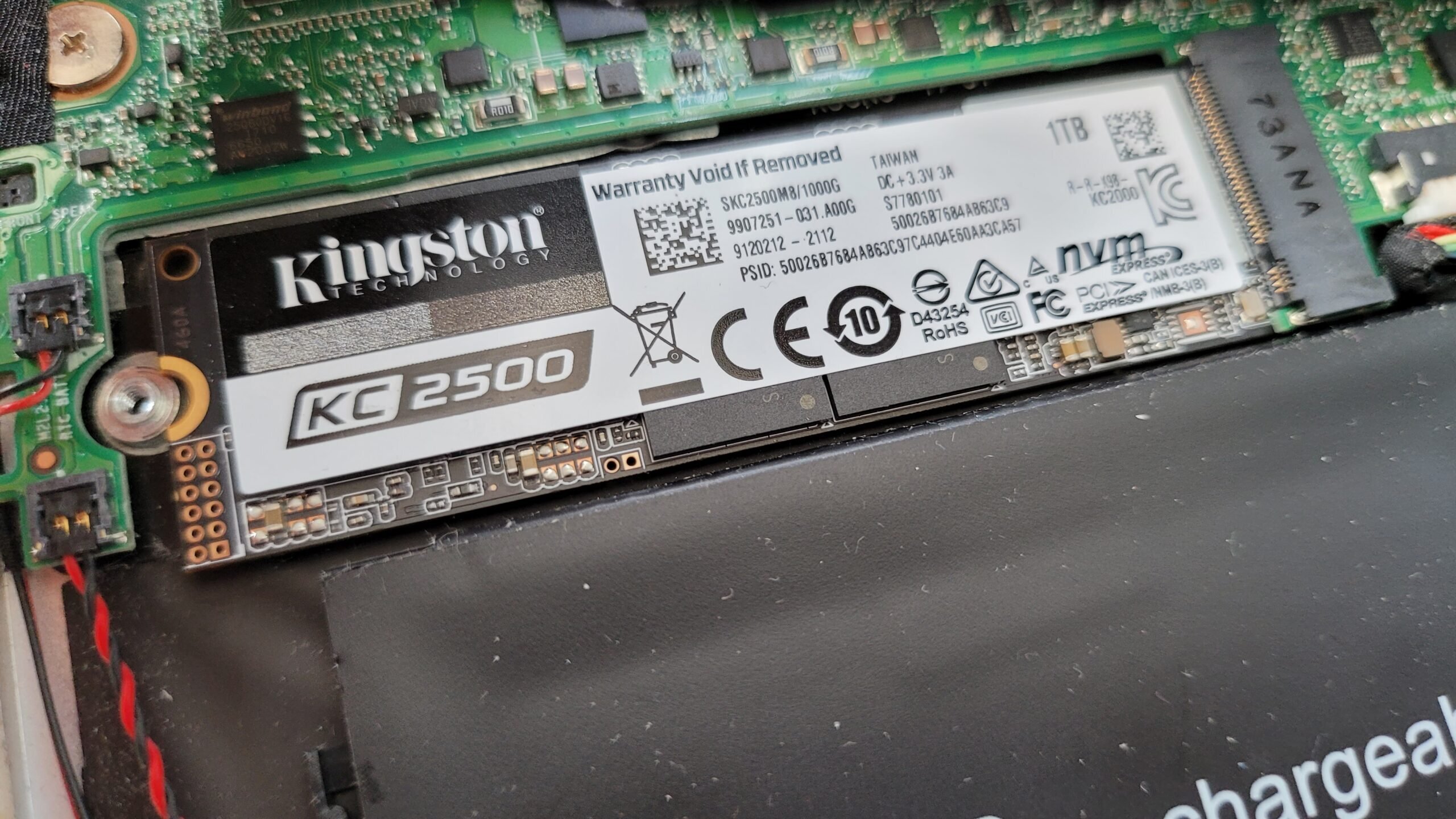 Kingston KC2500 — Imagine 5