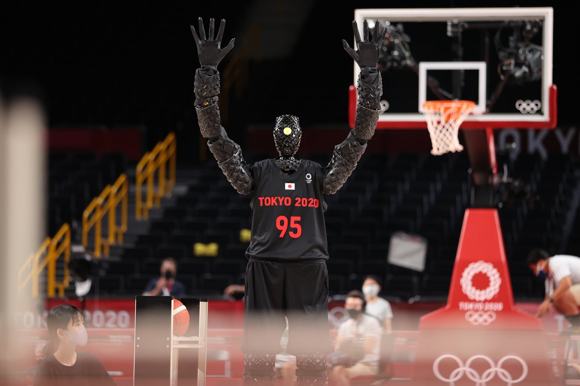 Robotul care face senzatie la Jocurile Olimpice de la Tokyo 2
