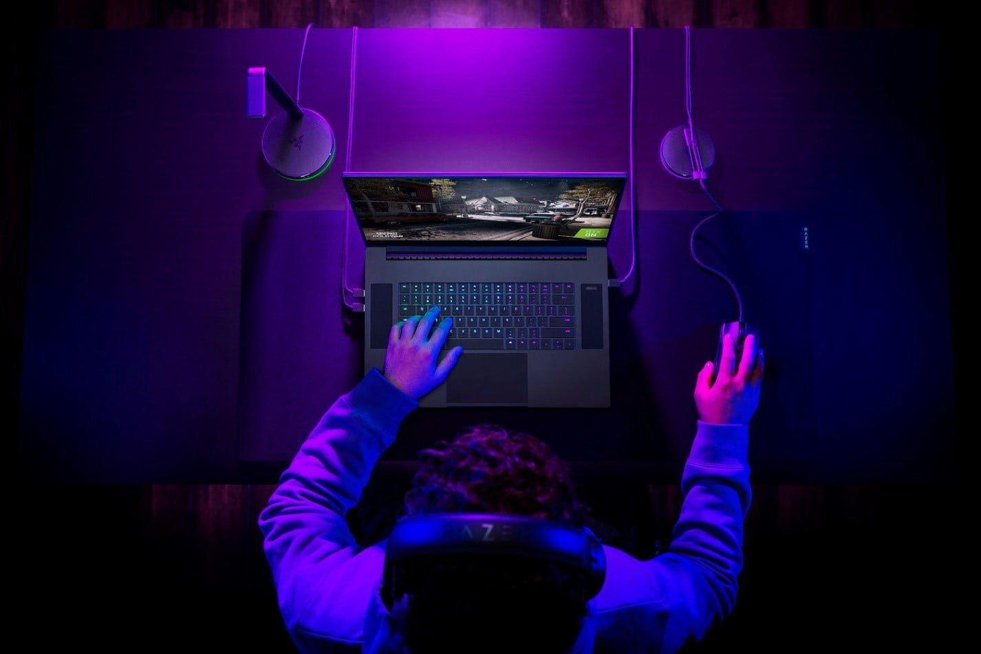 Razer Blade 17 — Imagine 2